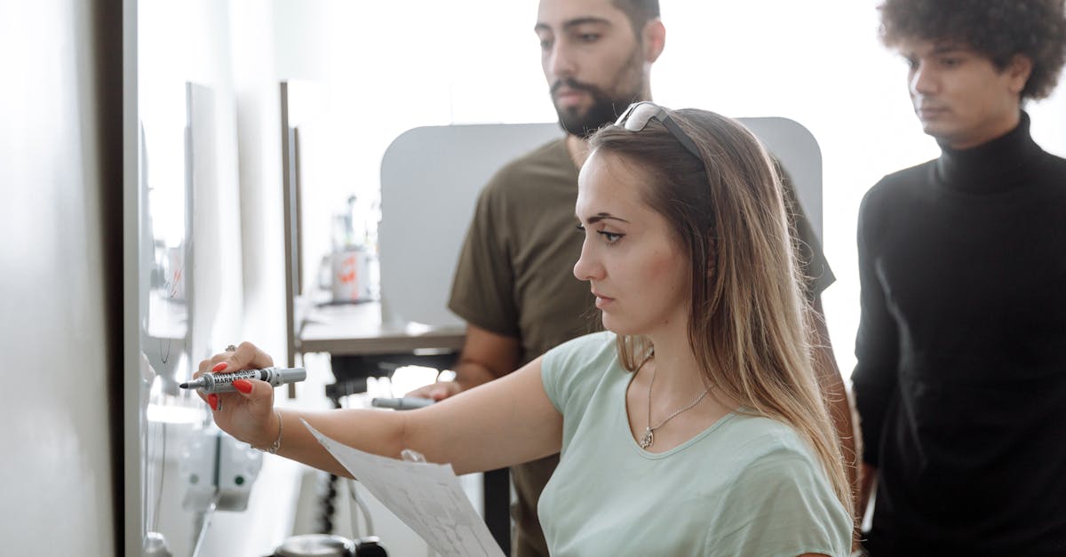 爱用云实名账号：盈百家app详情下载教程