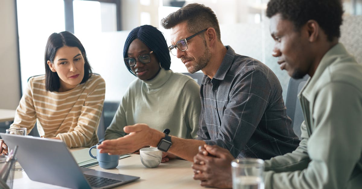 不封号电销卡：短信营销的行业规范和标准 