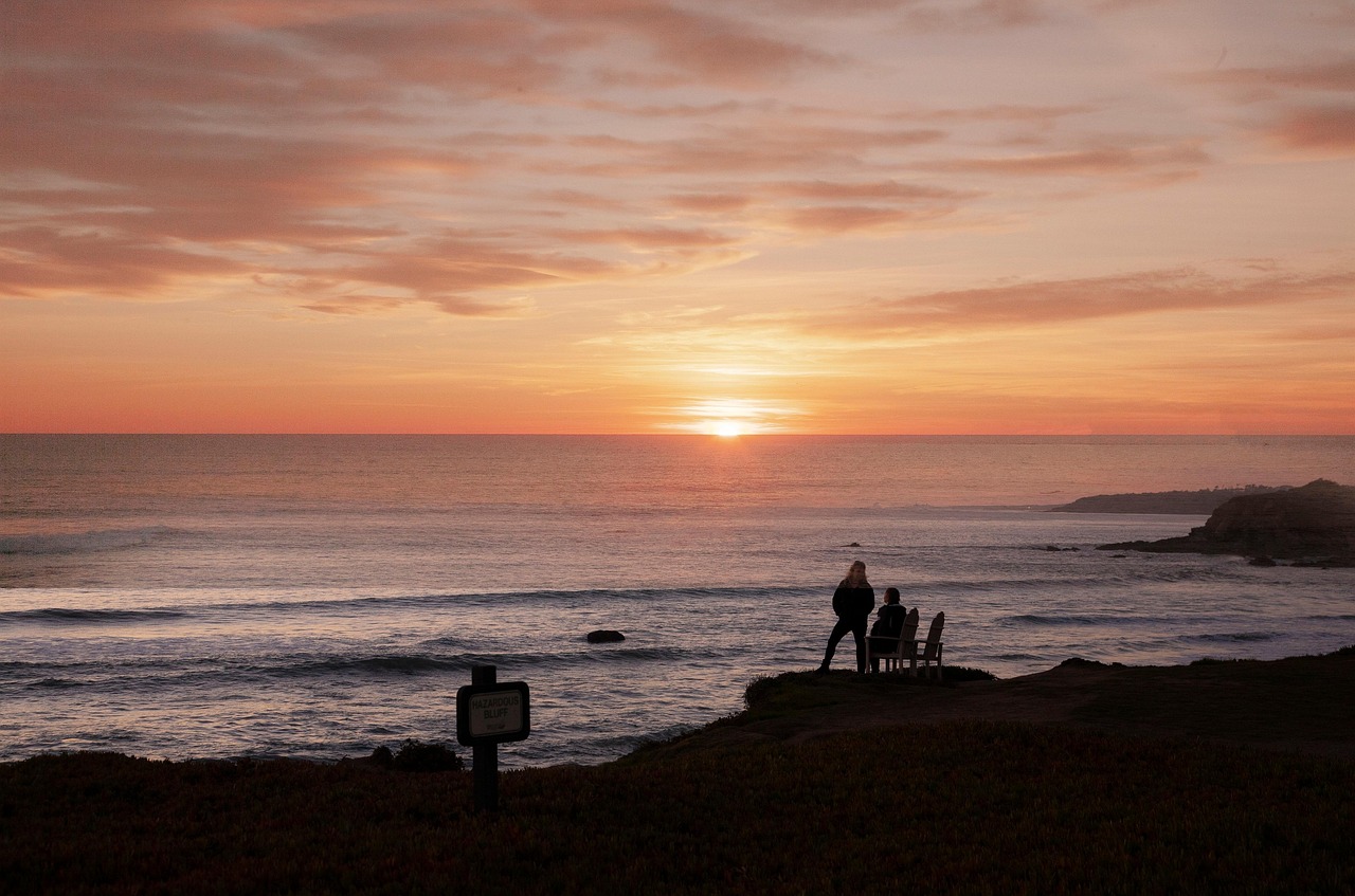 Vx批发小号:流量卡和移动支付的合作